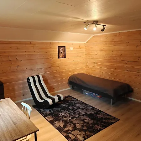 In Lehtikangas Rovaniemi-sauna & Jacuzzi روفانييمي