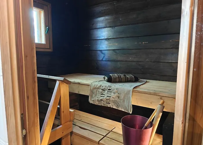 In Lehtikangas Rovaniemi-sauna&jacuzzi Villa Rovaniemi